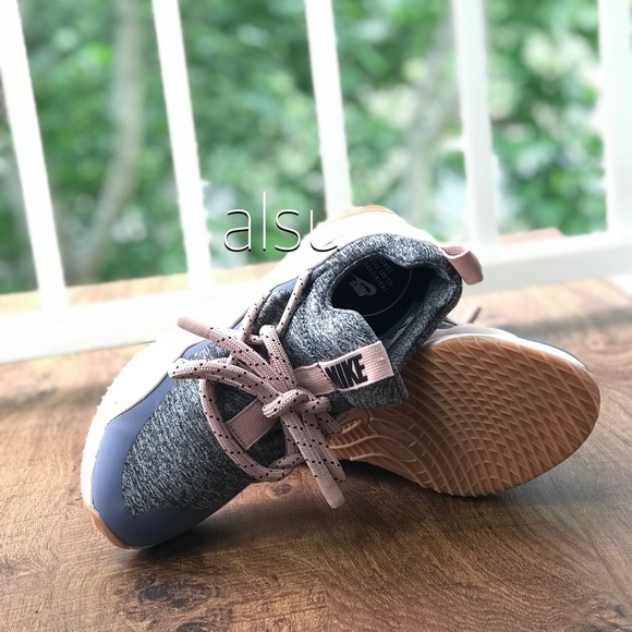 NWT Nike City Loop Silt Red WMNS - Picture 7 of 8